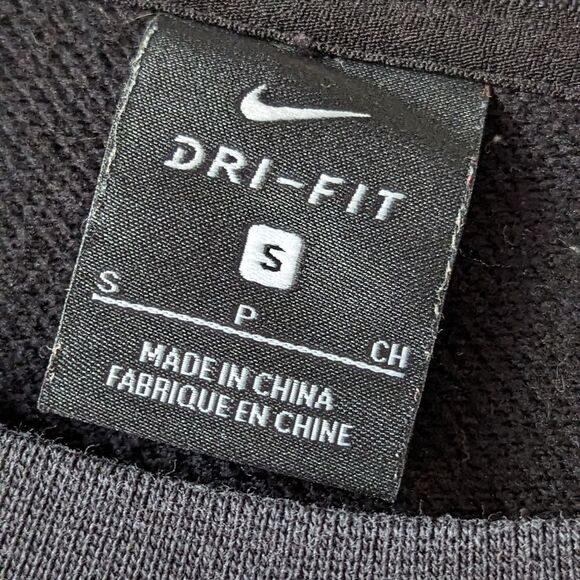 Nike Cropped Black Embossed Sweatshirt Split Hem Boxy Pullover S Pilatescore - Picture 7 of 11